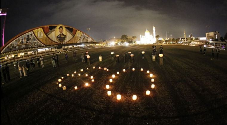 CocaColaCo's tweet photo. We’re using our social power for #EarthHour. Join us, March 19 at 8:30PM your local time: https://t.co/Xbxv5hYijT https://t.co/maNCeZs76W