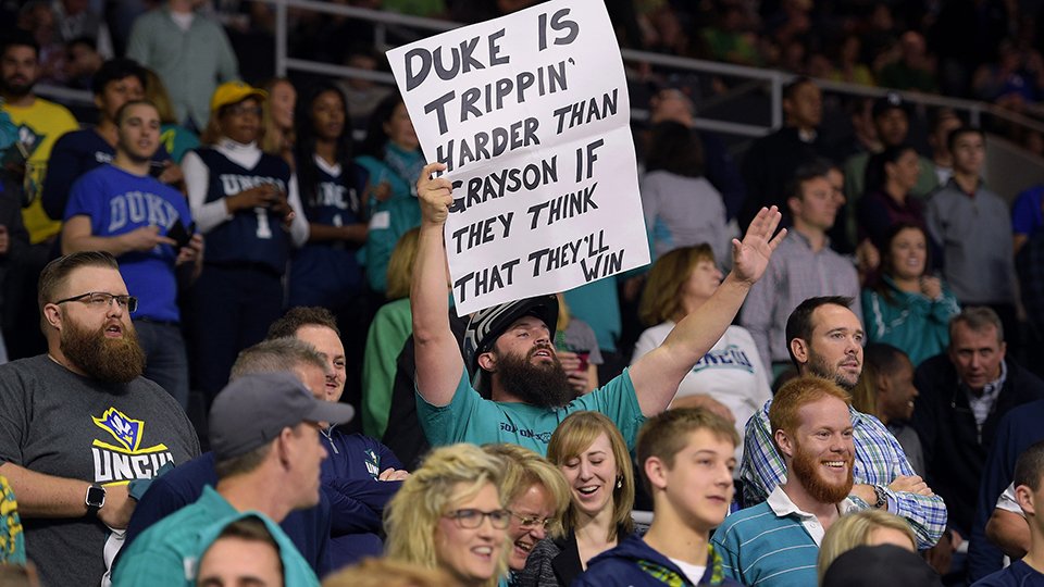 SISportsMedia's tweet photo. Duke and Yale are both terrible, but which one is the worst? https://t.co/2Xs1Ct6B3W https://t.co/7wO40zZBbJ