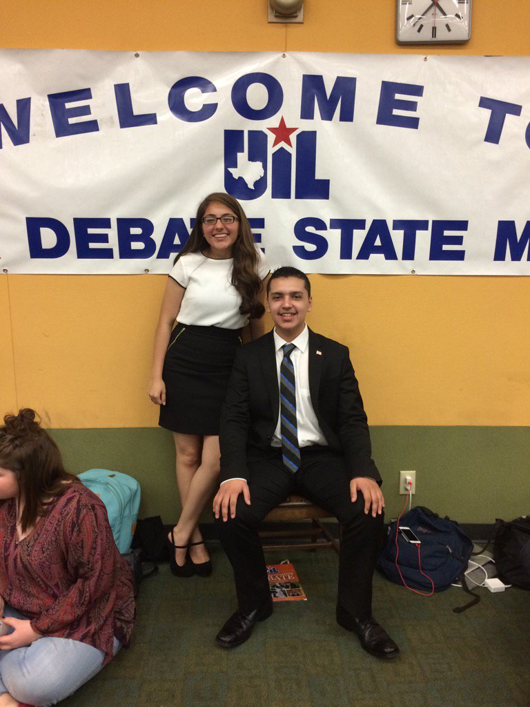cpacheco1981's tweet photo. Fabens' Powerhouse Team. #debategoals https://t.co/HWJilRseWJ