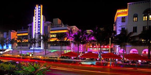 REMINDER: Ocean Dr will be pedestrian only from 7 ST to 11 ST beginning TONIGHT till 3/21 from 7PM - 7AM daily🌴