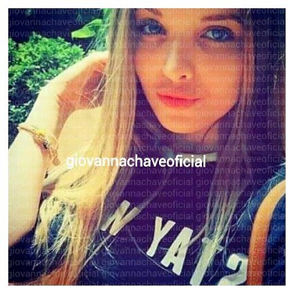 Tirei está foto lá na escola e quero saber se vocês gostaram ? ? ?