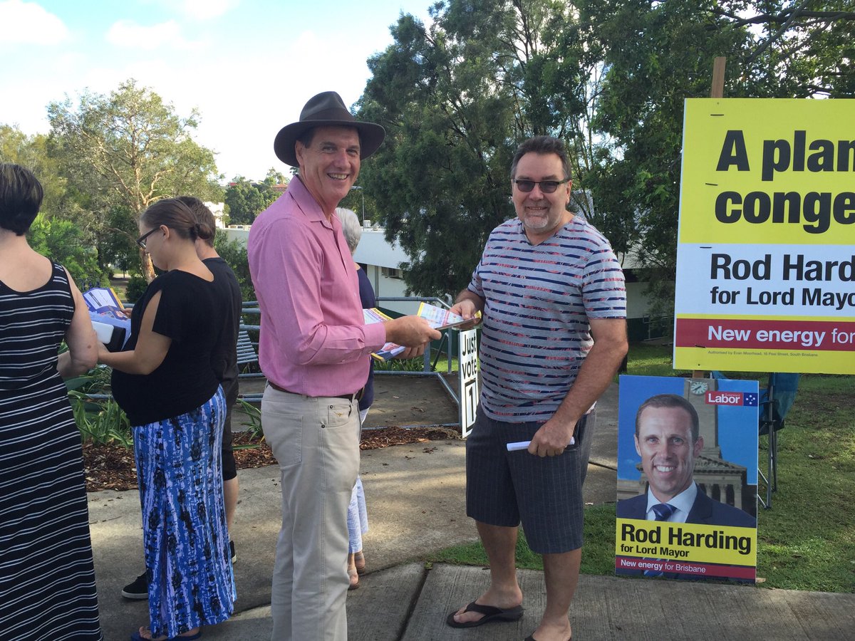 DrAnthonyLynham's tweet image. Asking Stafford to back #NewEnergy4Bris. Vote 1 Rod Harding @Rod4Bris #bnevotes