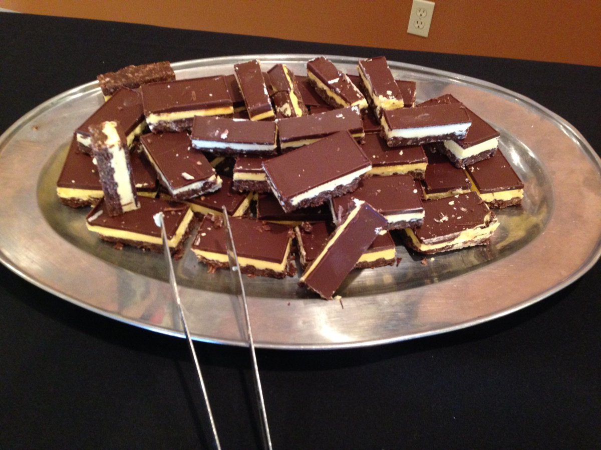 iamamandayoung's tweet photo. How did you know I love Nanaimo bars? @TheRacewayWFD #TopOfTheFair ok ok I'm have dinner first https://t.co/1TPwPZ5vxw