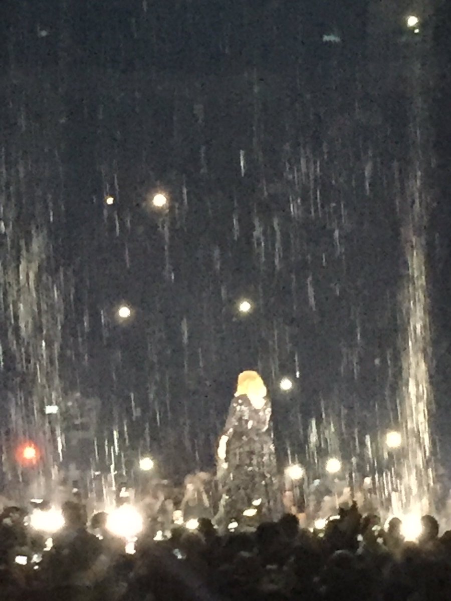 timpolli's tweet image. Fabulous evening.
#AdeleAtTheO2