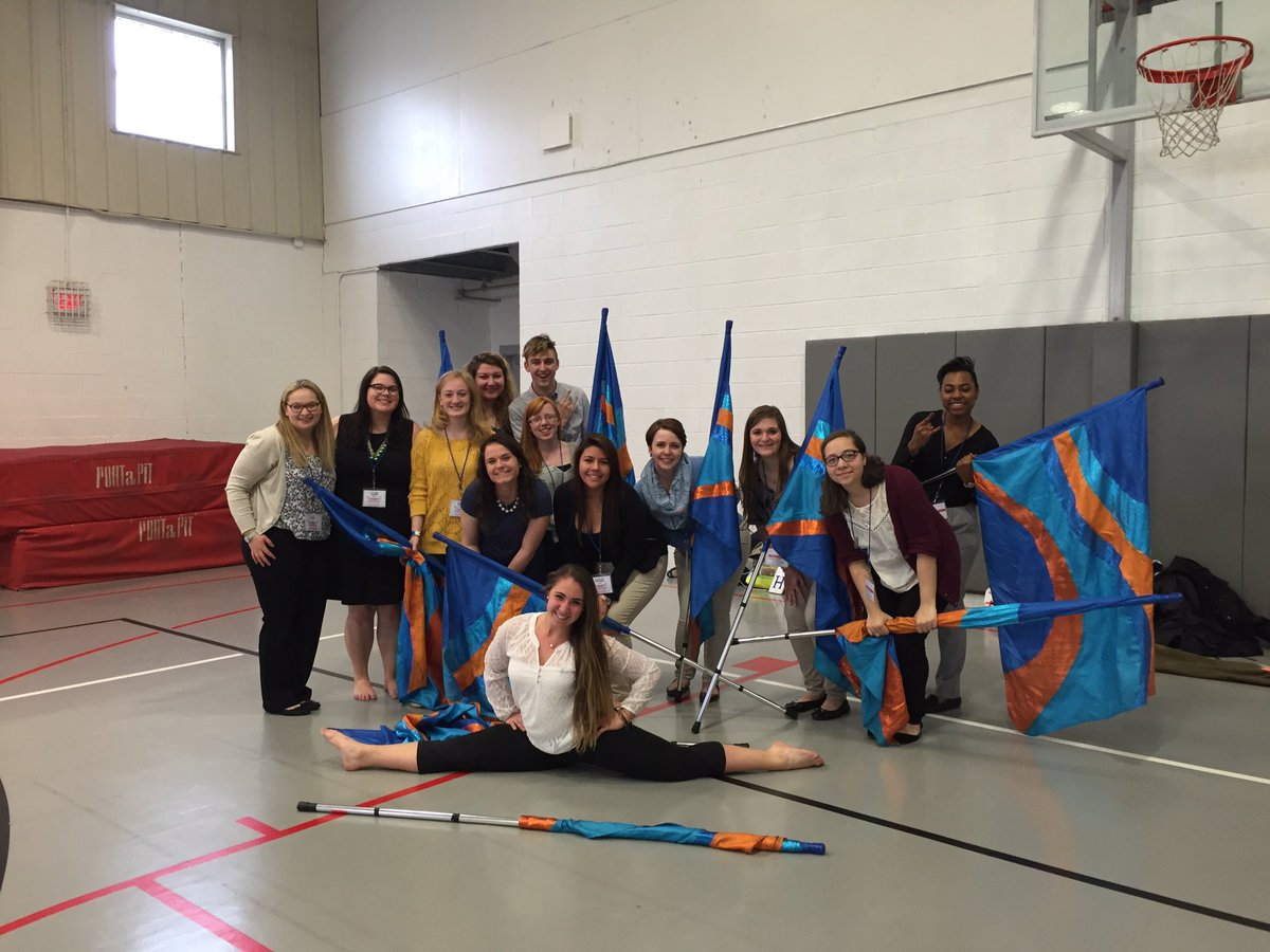TBSEtaAlpha's tweet photo. We had a lot of fun learning the routine during the auxiliary clinic, now we're off to dinner! #NEDCon2016 https://t.co/JLqirqnSu1
