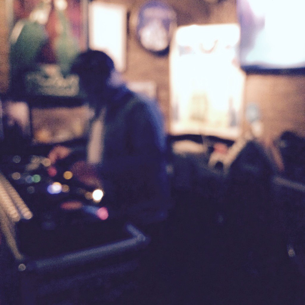 Wat een hiphop week!  gister <a href="/ViezeVedi/">VIEZE VEDI</a> en <a href="/djturne/">TURNE</a> #wazig im #alm vandaag <a href="/sticksFTG/">Quinten</a> &amp; <a href="/RicoFTG/">RICO</a> im #hmh #nlhiphop