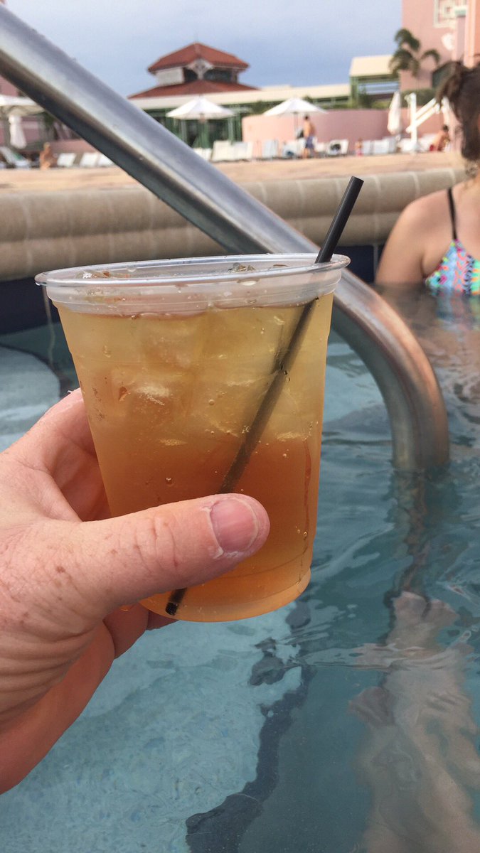 RWSSailing's tweet image. Team Chill before dinner!