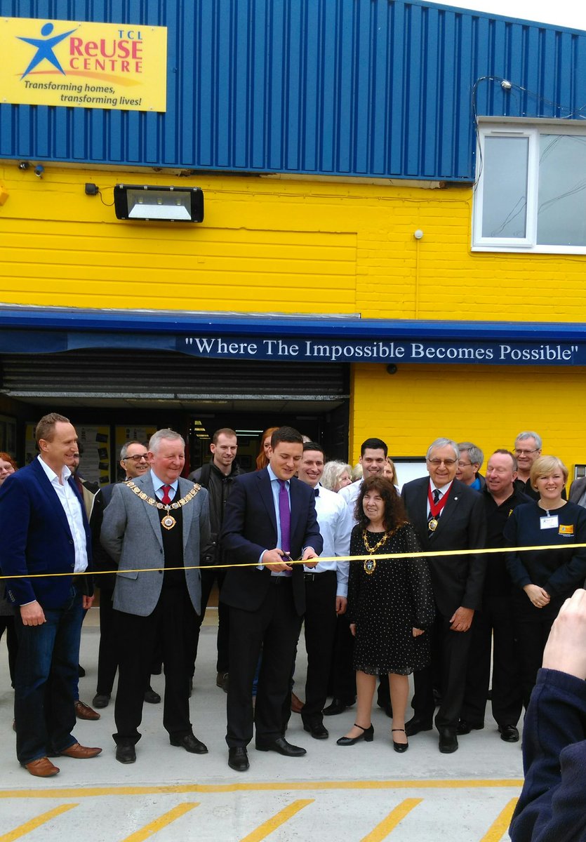 EastLondonRadio's tweet photo. Great to be at launch of great new @LighthouseFurn Reuse Centre in #Ilford / #Barking opened by @wesstreeting today https://t.co/kttU0TwLUB
