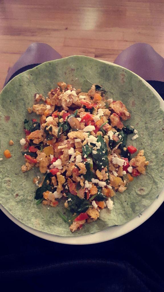 badgyaldana's tweet photo. Made this, was so delicious ππ³ #intheKitchenwithDana #collegelife https://t.co/YT3q7oLfRJ