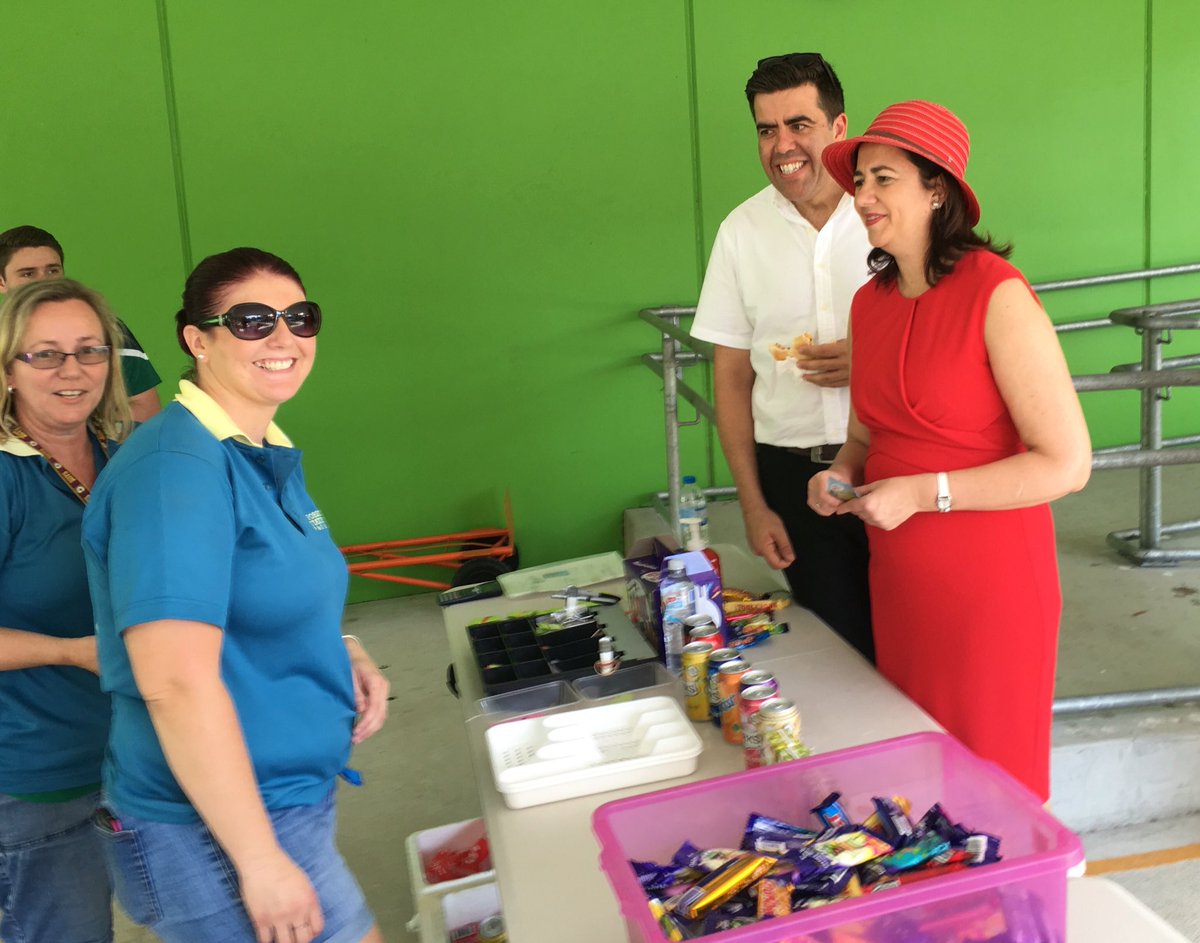 a_palaszczuk's tweet image. Support your candidate and fundraiser - great BBQ thanks Forest Lake State School P&amp;amp;C #BNEVotes