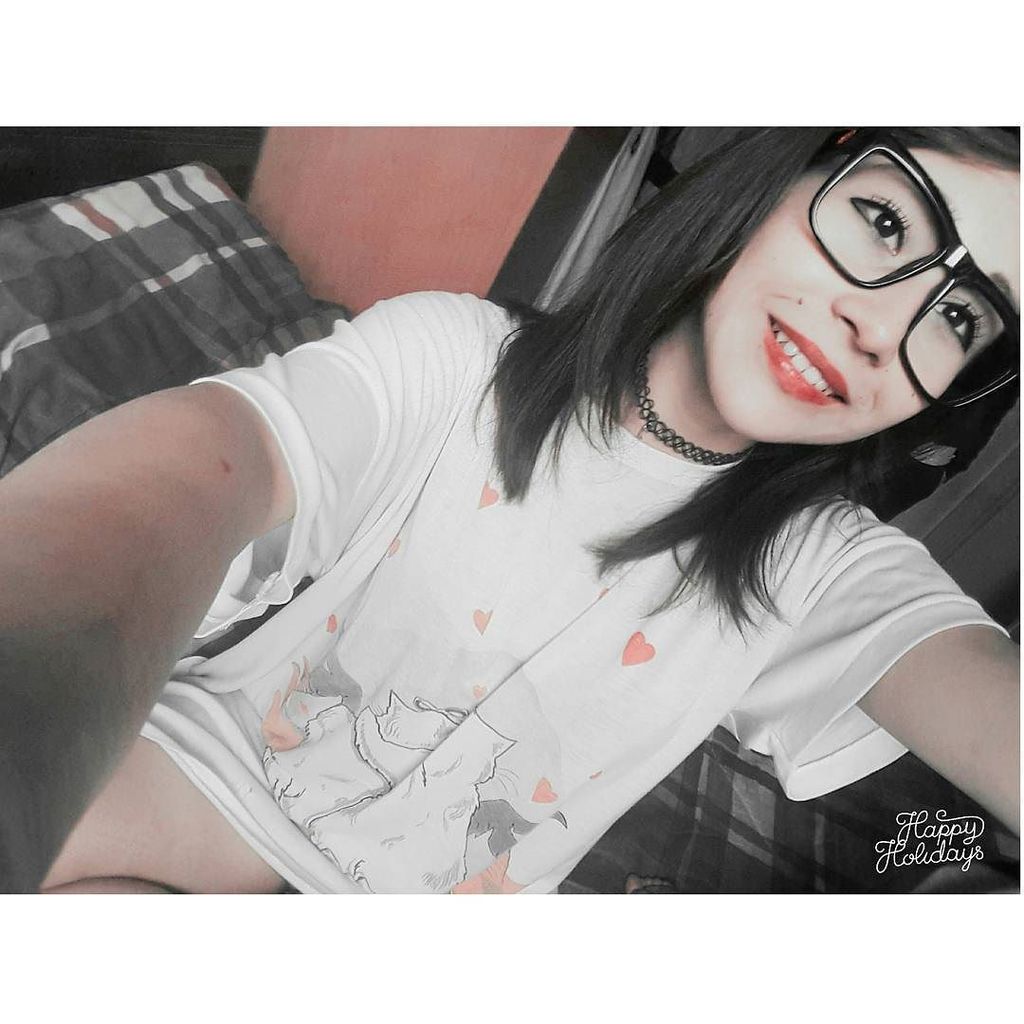 SelineHueHurta's tweet photo. oeh pa que ph hermano la pota
#instahappy #instarequinoa #instachile #instalike #likelo #pijama #lentes #cuatroojo⦠https://t.co/vqtDzU69E8