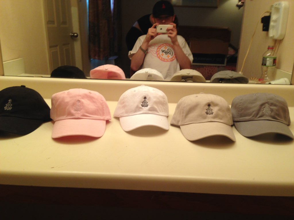 AbsentInfluence's tweet image. We will be selling 1 color of each of our new hats at tonight's event!! 
Come thru for the first release