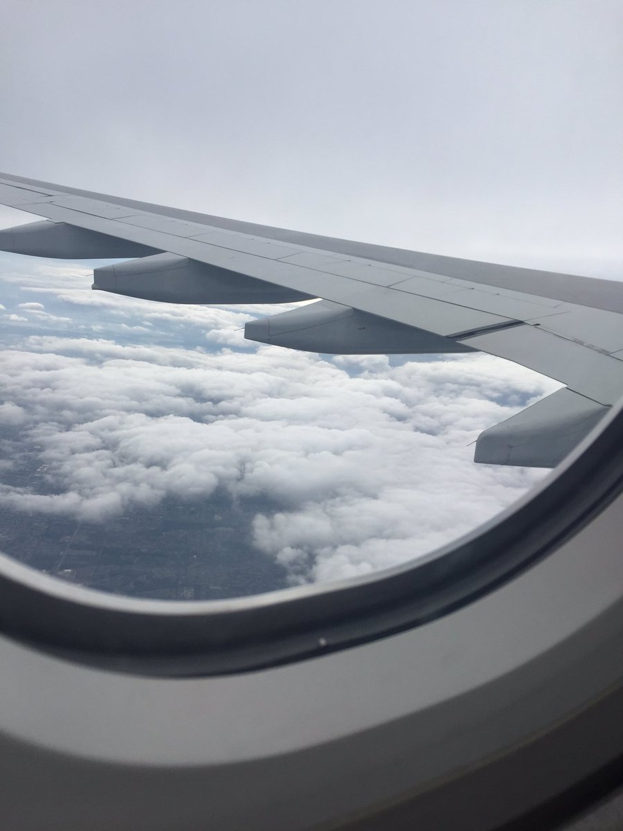 AlexWissinger's tweet photo. now to London ✈️💕 https://t.co/w4HeFdNjNY