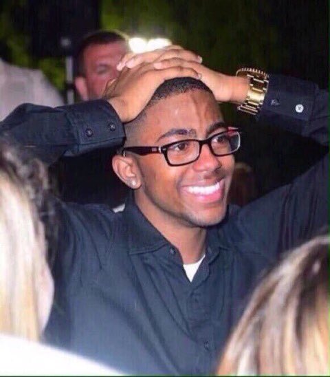 cchillzone's tweet photo. when u said 2016 was gonna be your year but three months in your life is already in shambles https://t.co/HiJ1nnrMM3