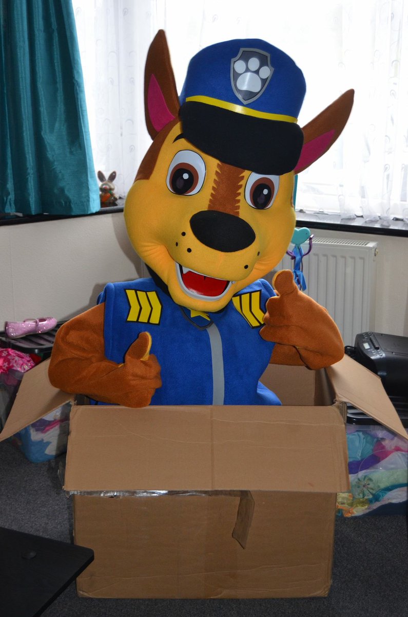 SimsaTwit's tweet photo. #PawPatrol SG Mascots. Chase is on the case. Why not have him at your party for just £30 🎂 https://t.co/0iIEuYqT8k