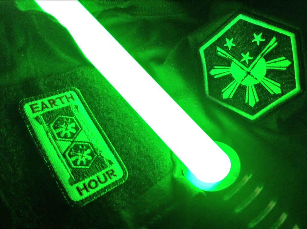 CaryRegaspi's tweet photo. Tonight we light up BGC! #LightsaberBGC #RegaspiTactical #PatchGuy #carythepatchguy #starwars #plgguild https://t.co/SAcUX8XiqX