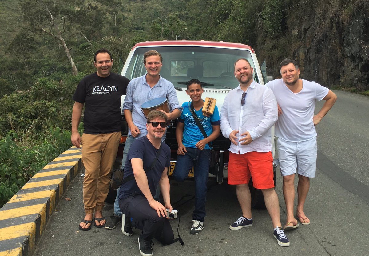 kaldw's tweet photo. Investors road trip Colombian style! https://t.co/SitFxb4XIT
