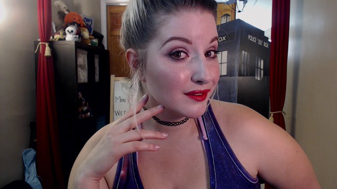 Let's play a game we haven't seen in a bit! BATTLESTRIP! https://t.co/mp8SXn1mor https://t.co/NUx8WF<a href="/tag/thecorpsebride"class="tags"><span>#thecorpsebride</span></a>