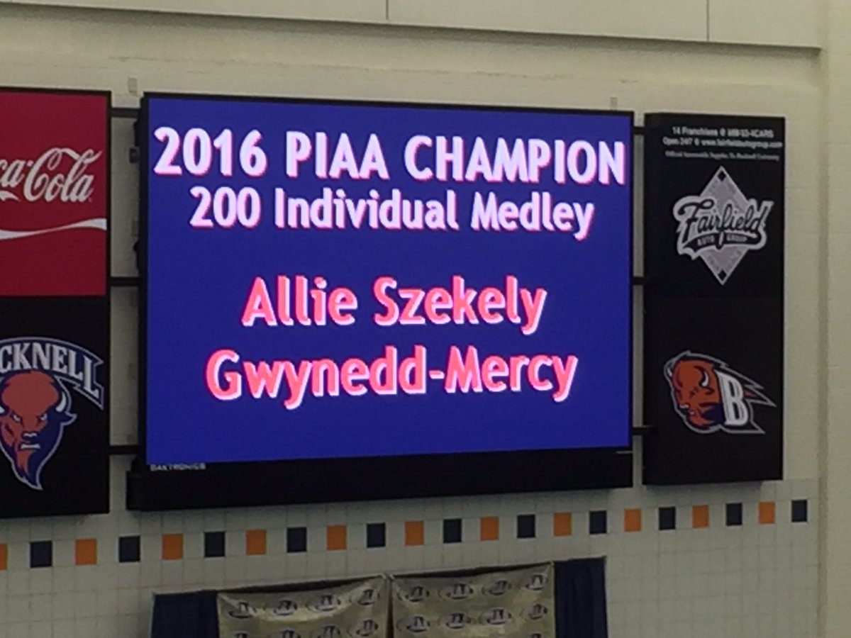 Allie Szekely snatched the Gold medal and freshman Annie O'Dare took 4th in the 200 IM! #gomonarchs