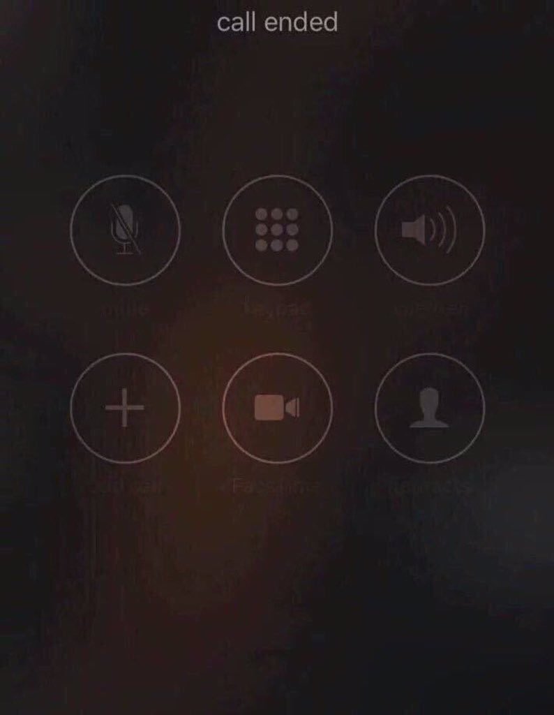 BandUpJrock's tweet image. "who keep texting you 
"The grou...... "