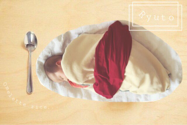 amamoo7's tweet photo. りゅうとんオムライスの完成✩

#寝相アート https://t.co/c0nauNpGjo