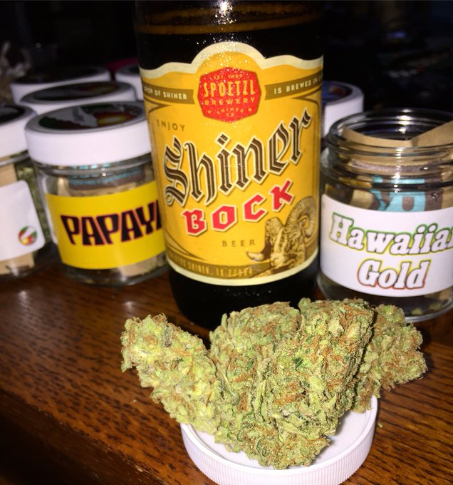 Best beer ever &amp; so many different strains to pick from tonight https://t.co/G9SO1OPeL5