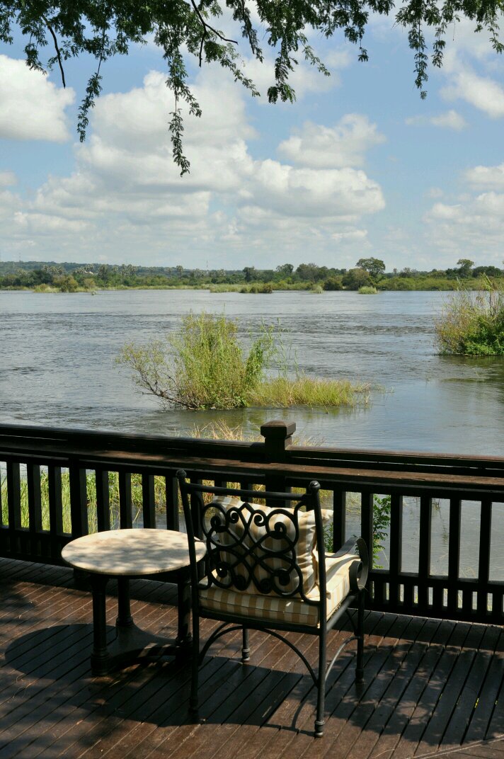 ViewsofZambia's tweet image. #ViewsofZambia #ZambeziRoyal #Livingstone #Riverside #Zambezi #River #Travel #Instadaily #Pictureoftheday #Africa