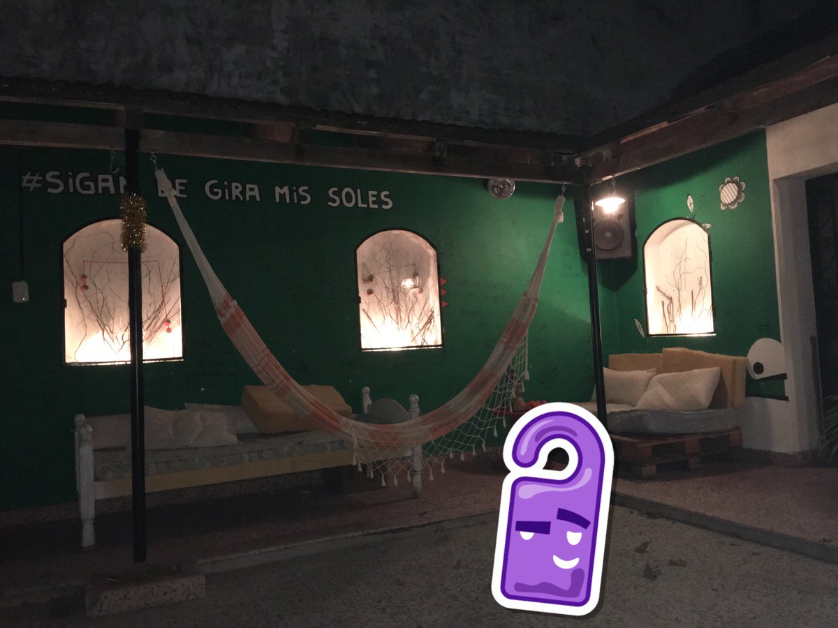 RodriCefalo's tweet photo. Empezando el finde (@ Los Girasoles Hostel in Gualeguaychú, Entre Rios) https://t.co/1a258G35wP https://t.co/vTLhd7R7un