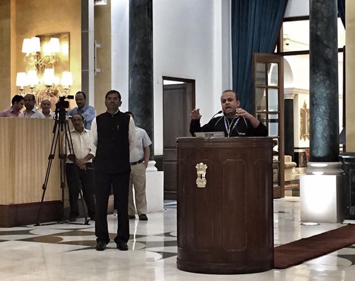 IndiaHackathon's tweet photo. Opening Remarks by @karlmehta #CodeForIndia  #Hackathon at @RashtrapatiBhvn @cfi_official 
#SocialImpact https://t.co/RFQZbxzIXl