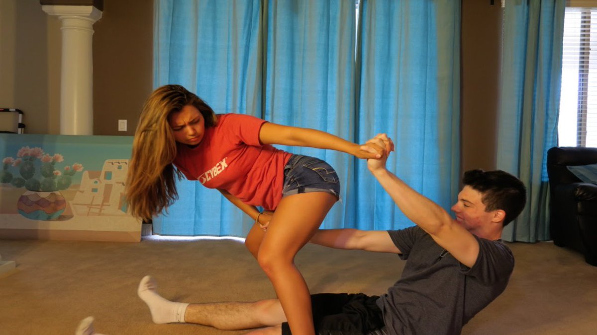 sJords_'s tweet image. Not being mean, but what happened? @FaZeAdapt