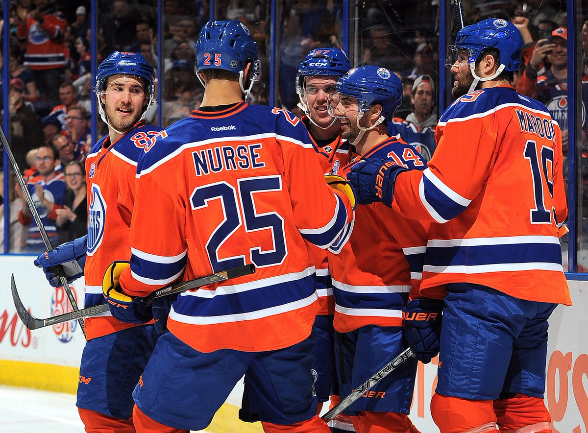 EdmontonOilers's tweet photo. WINNERS! #Oilers blank Vancouver 2-0! #VANvsEDM https://t.co/NW2DxWZq92