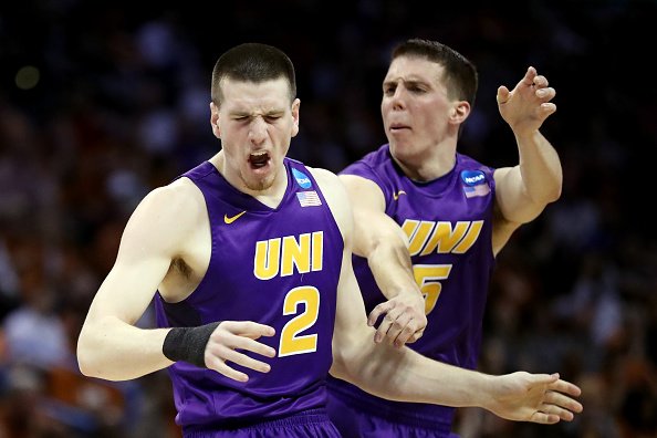 espn's tweet photo. History!

Northern Iowa's win over Texas was the 10th by a double-digit seed, the most EVER in an NCAA first round. https://t.co/BR3i2R1aLv