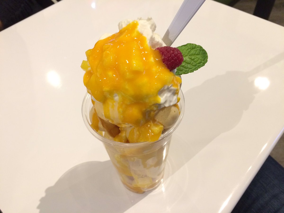 Mango Supreme waffle sundae at Zestea on Lonsdale!