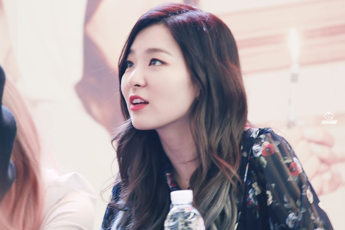 Revel_Mom's tweet photo. 160318 여의도팬싸 #슬기 #SEULGI 
https://t.co/EQQLZAZlsR
https://t.co/2pM3mD2NvI https://t.co/eMxU5MagVq