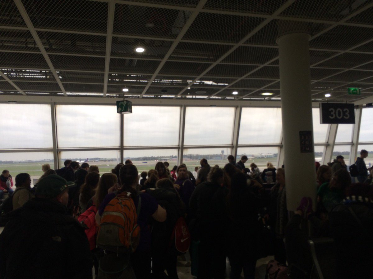 UNIChoirs's tweet photo. Getting ready to depart from Dublin - not ready to leave but excited to see friends and family! #UNIeire https://t.co/Rmq2qMrEqq