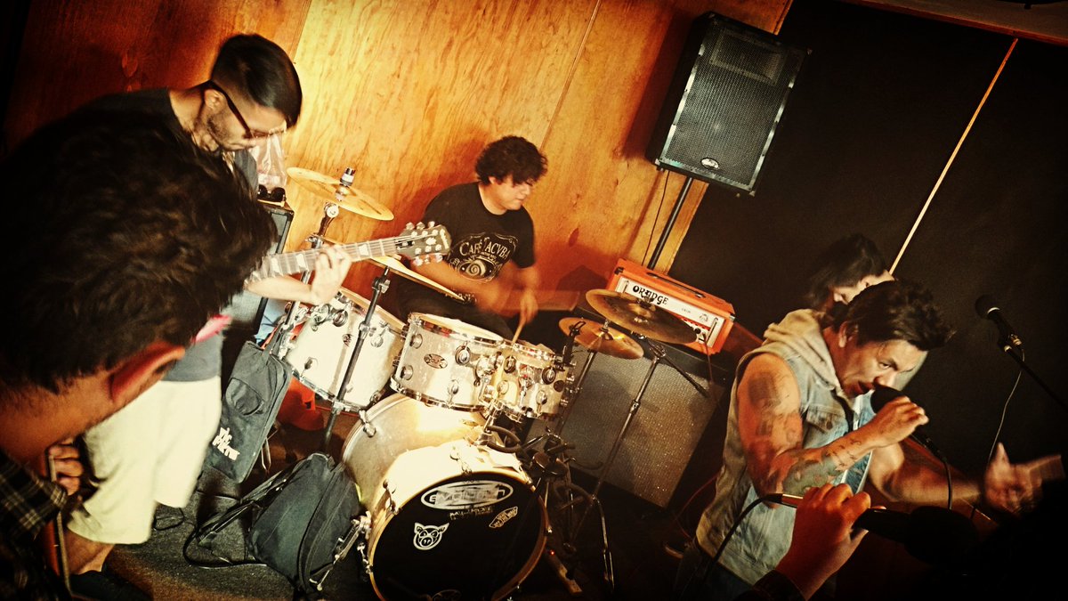 memoryoficialmx's tweet image. Ensayando con #memoryCard