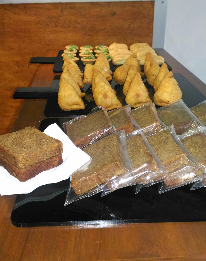 priyashiva_'s tweet photo. #snacks Made for Chai! #Snacktime2 at @Chai_Point :-) https://t.co/vn8IcDbcSm
