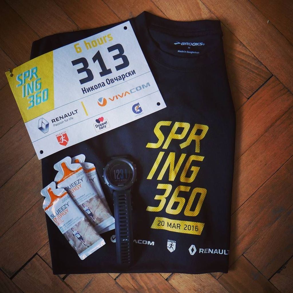 NikolaOvcharski's tweet photo. Ready for a 6 hours race on a 650m track #running #spring360 #begach #brooks https://t.co/n2tg3Ixpcr https://t.co/0WCglVVoMi