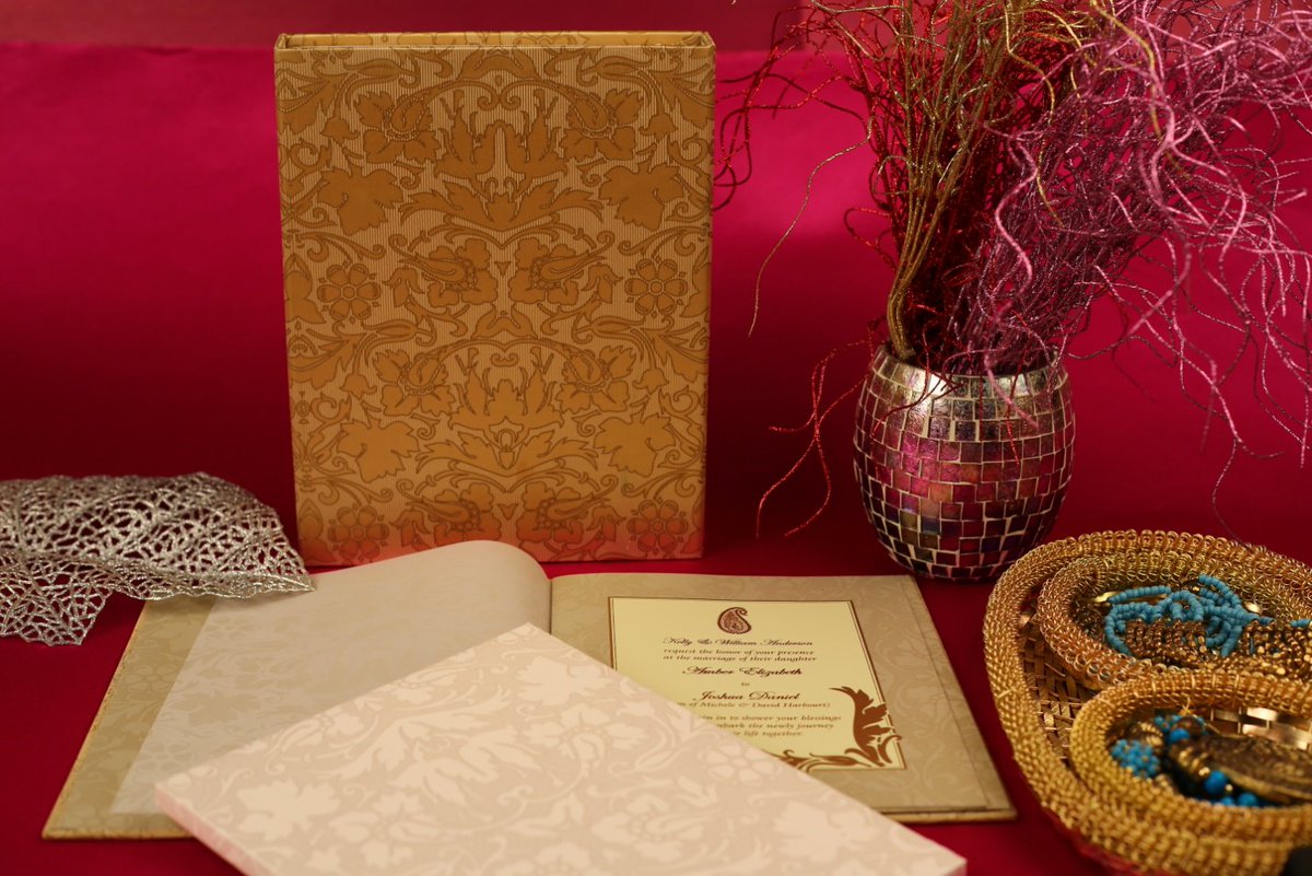 kaelodos's tweet photo. #CustomWeddingInvitations #CustomInvitationsChennai https://t.co/ECYn1S37Q3