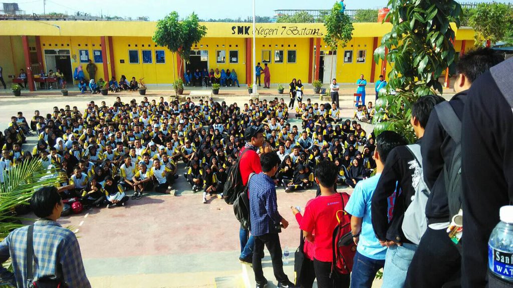 Terimakasih banyak SMKN 7 Batam , seru dan keren keren 😊🎙🙏, sampai jumpa 😊

@event_batam <a href="/bataminfoo/">bataminfo</a> @enjoybatam