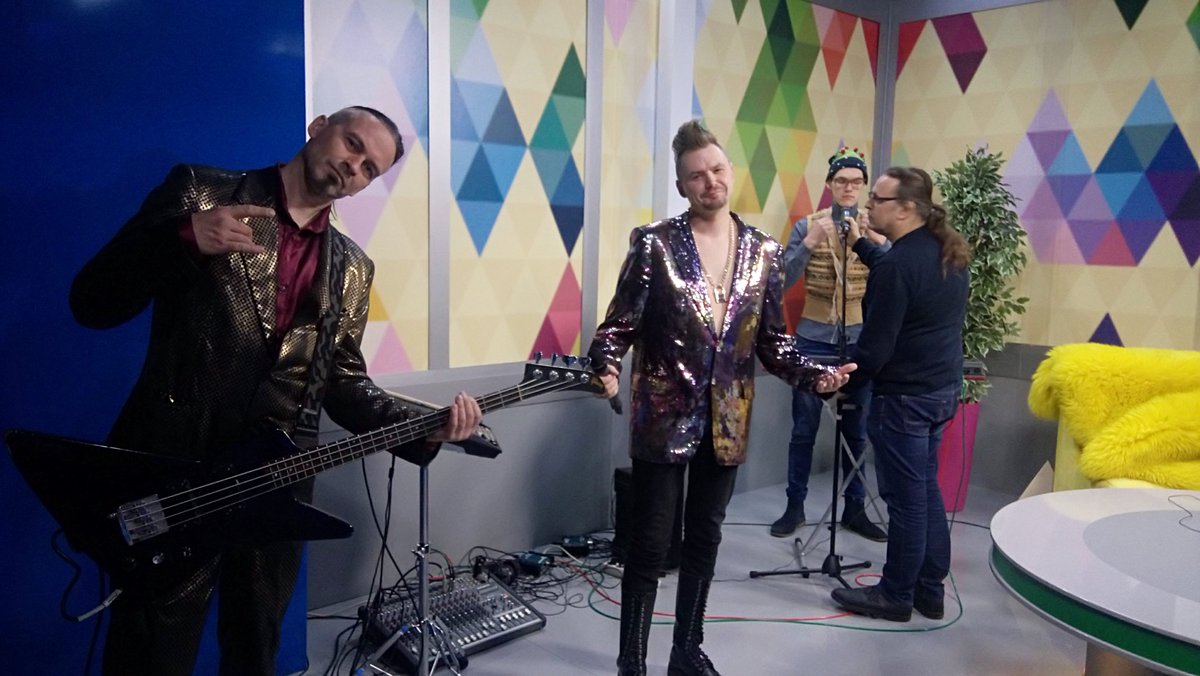 #Candyman nekad nav bijis kosmosā, bet "LNT Brokastīs" būs jau šorīt. <a href="/the_RYGA/">RYGA</a>