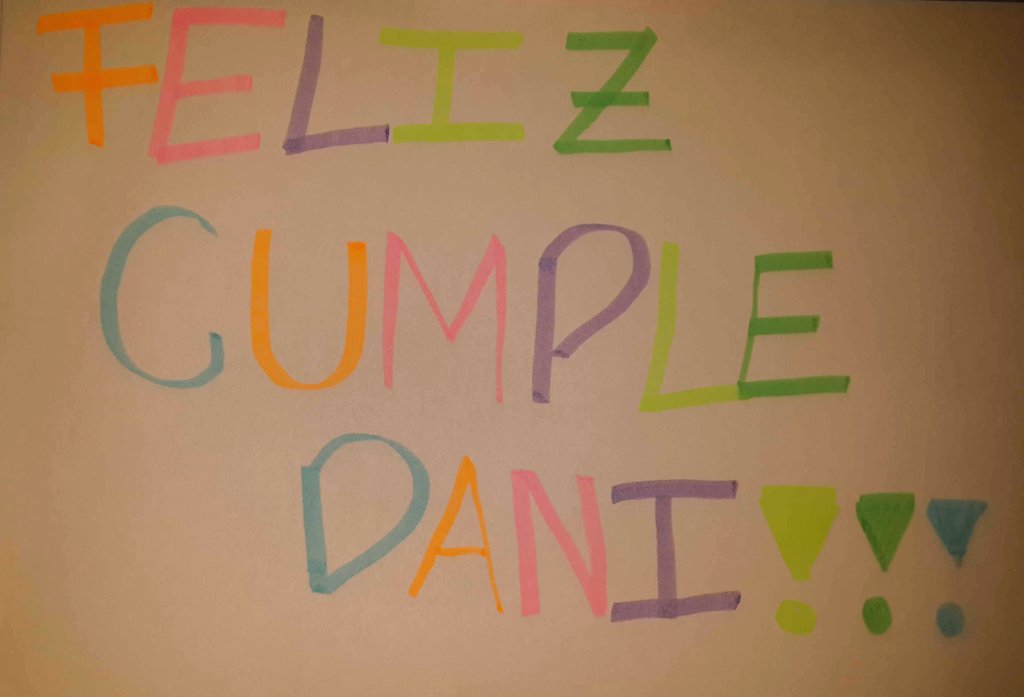 MiHermanastroAr's tweet photo. Aunque llegamos un poco tarde.. 
FELIZ CUMPLEAÑOS A LA MEJOR DE TODAS! 
TE AMAMOS ❤❤❤ https://t.co/A1zgmeM0Sl