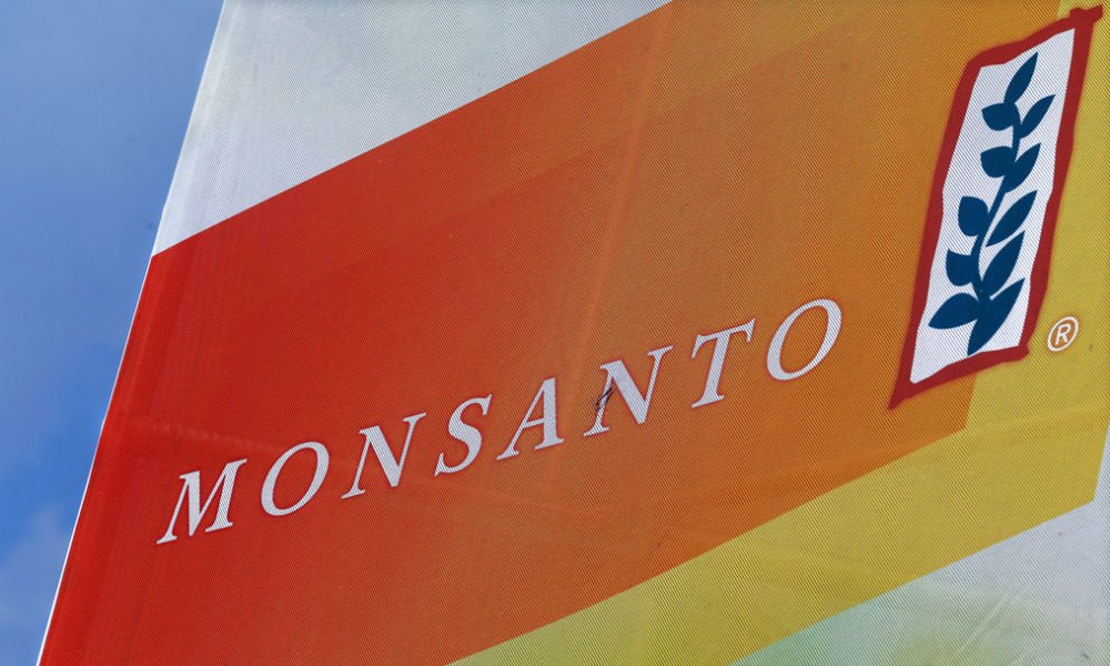 Handelszeitung's tweet photo. Das Übernahmefieber bei der Agrarchemie hält an: Monsanto interessiert sich für Bayer-Sparte https://t.co/475truHlly https://t.co/Fp7qDH08bY