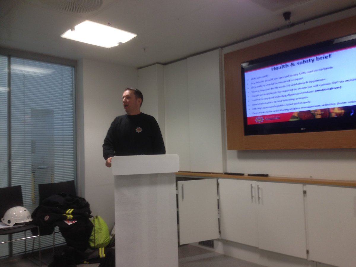 Team gathering for safety brief #advancingprofessionalrescue
