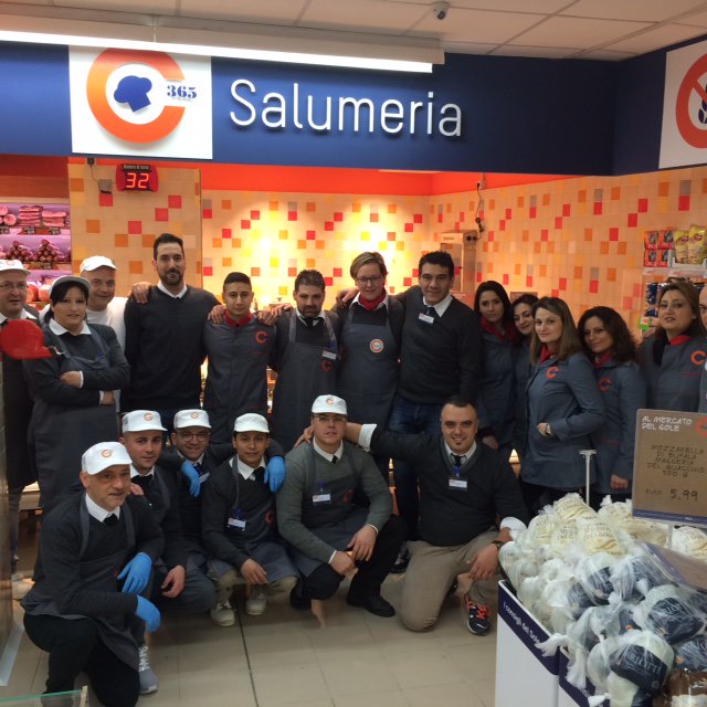 Sole_365's tweet photo. Con piacere vi presentiamo lo staff di #Cavadeitirreni! Un grande in bocca al lupo a tutti! #noidelledlp https://t.co/ro0VaQjWUm