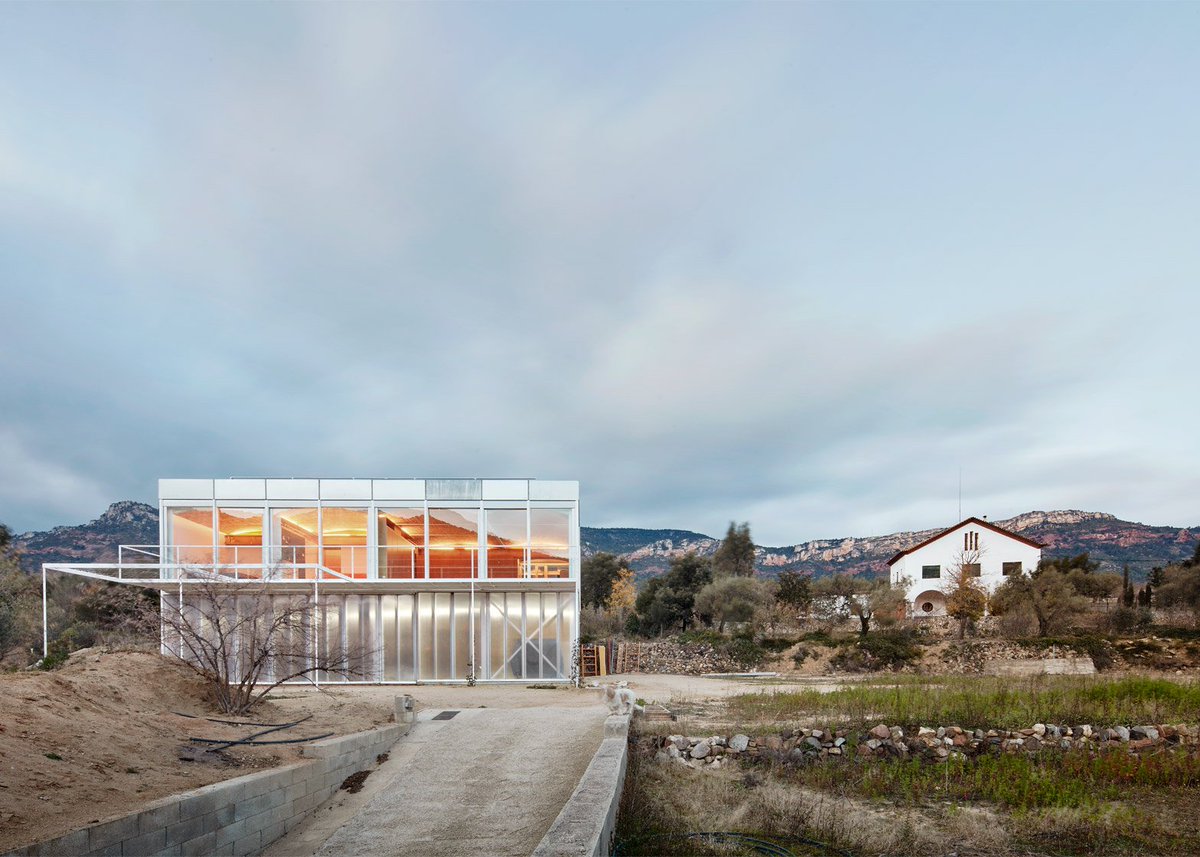 RIBA's tweet photo. House in rural Spain separates winter and summer lodgings via @Dezeen https://t.co/x1w0vx9f34 #architecture https://t.co/0QR8fECxQ6