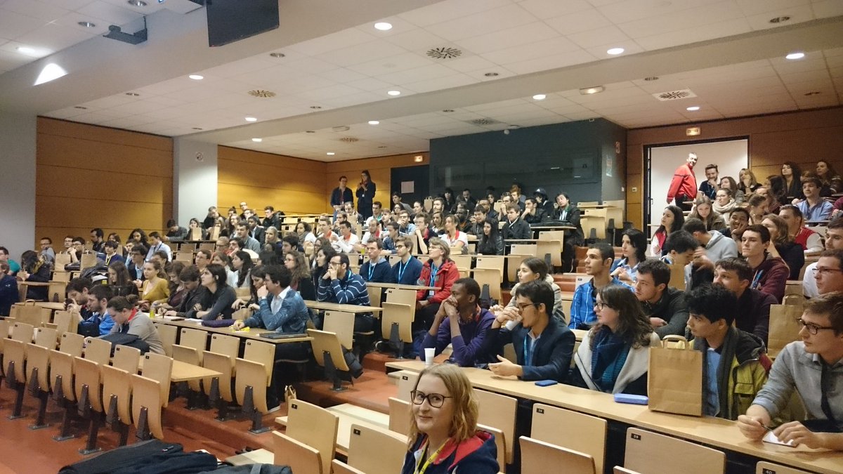 cnje's tweet photo. Lancement du #CRPEST2016 organisé par @Europe_Etudes avec le soutien de @PSIngenierie https://t.co/mMEU7KrcUg