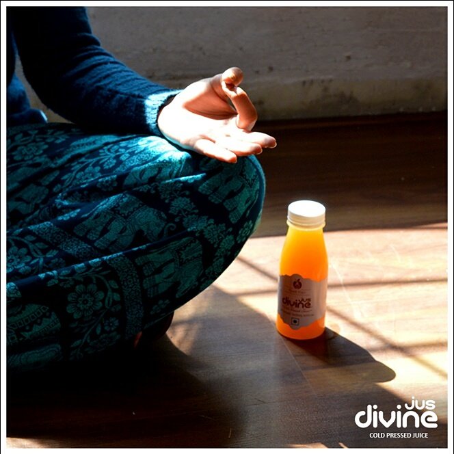 JusDivineJuices's tweet photo. Drink. Pray. Love. #jusdivinejuices #healthyliving #yoga #holisticnutrition https://t.co/JK8VQccaqo