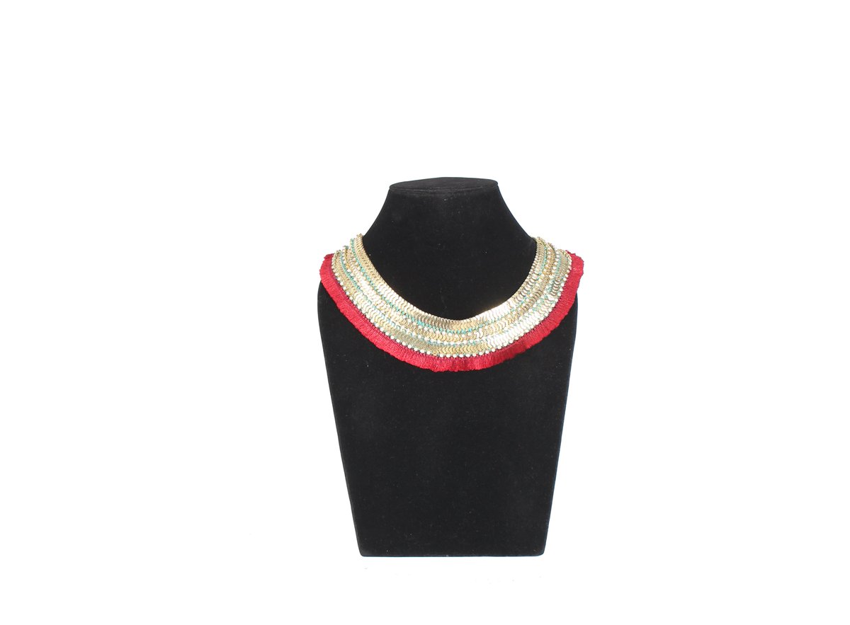 OnlyBorrow's tweet photo. Get the complete new style for every occasion. Borrow the dress, match accessories of your choice &amp; go have a blast! https://t.co/8A4dPskodr
