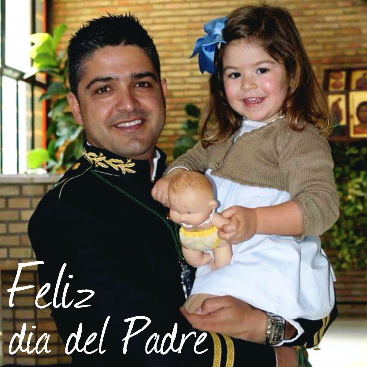 BandadePunta's tweet photo. Sabado de Pasión.... Felíz día del Padre a todos. https://t.co/6wgcrhs4lA